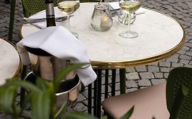 Le Virage bistro en hotel